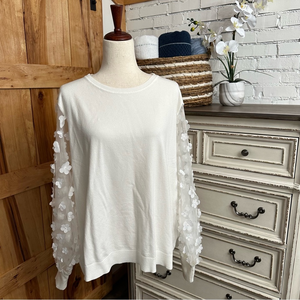 Sioni Milano Eggshell Floral Sheer Sleeve Top size 3X - Picture 4 of 12